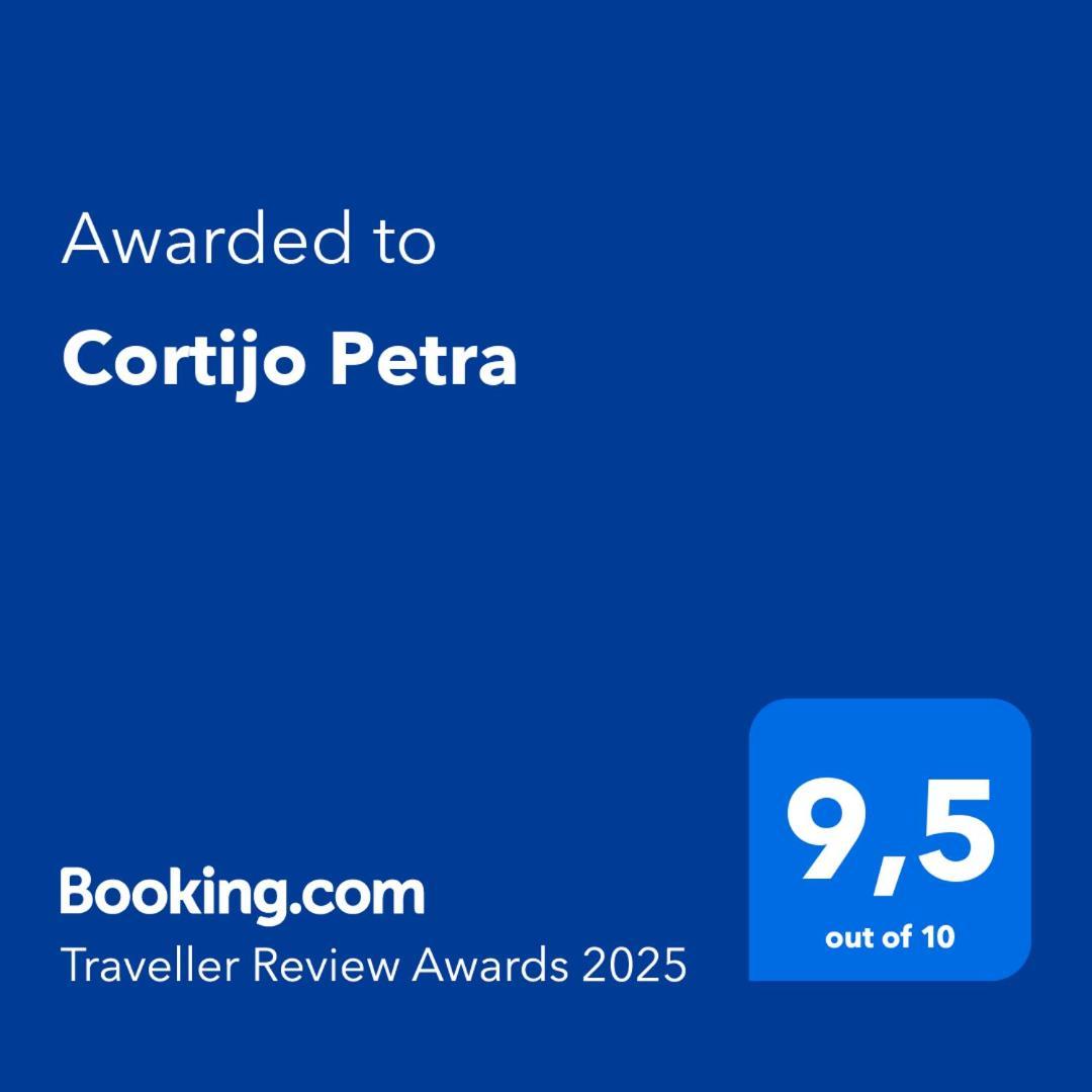 Bed and Breakfast Cortijo Petra Villanueva del Rosario Exterior foto